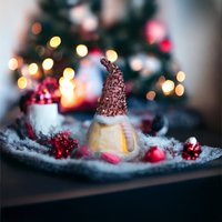 Christmas Light Up Gonk - Pink