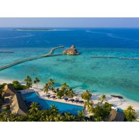 Emerald Faarufushi Resort & Spa