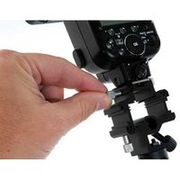 Manfrotto TriFlash Shoe Lock Bracket with 3 Locking Shoe Mounts Manfrotto TriFlash Shoe Lock Bracket with 3 Locking Shoe Mounts