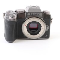 USED Panasonic LUMIX DMC-G7 Digital Camera Body USED Panasonic LUMIX DMC-G7 Digital Camera Body