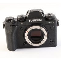 USED Fujifilm X-T5 Digital Camera Body - Black USED Fujifilm X-T5 Digital Camera Body - Black
