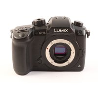 USED Panasonic Lumix GH5 Digital Camera Body USED Panasonic Lumix GH5 Digital Camera Body