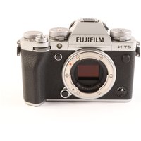 USED Fujifilm X-T5 Digital Camera Body - Silver USED Fujifilm X-T5 Digital Camera Body - Silver