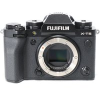 USED Fujifilm X-T5 Digital Camera Body - Black USED Fujifilm X-T5 Digital Camera Body - Black