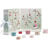 Yankee Candle - Yankee Candle Snow Globe Wonderland Advent Calendar Book (12 x 37g & 12 x 9.8g)
