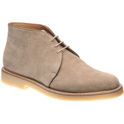 Carlos Santos 1502ID desert boots in Sand Suede