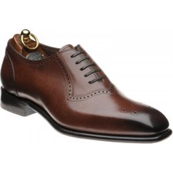 Herring Bournwell brogues in Dark Brown Calf