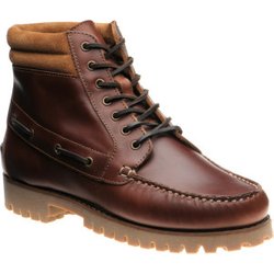 Herring Rockall rubber-soled boots in Chestnut