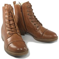 Ten Points gefütterte Schnürstiefel, Pandora Boots, vegetabil gegerbtes Leder