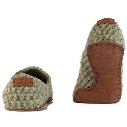 Kingdom of Wow - Handgefertigte Hausschuhe aus Wolle - Unisex The Original