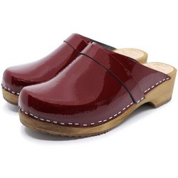 LYCKA - Lack wein - rot schwedische Holz Clogs von me&myClogs - low heel