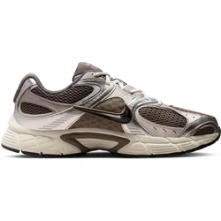 Baskets Nike V5 RNR