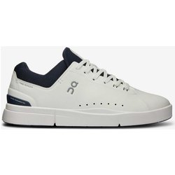 On The Roger Advantage Sneaker weiß/schwarz - 44