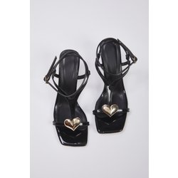 TRENDYOL SHOES Schwarzgoldene Herz-accessoire-detaillierte Sandalen Aus Lackleder Mit Dünnem Absatz für Damen - 39