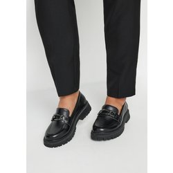 Breite Slipper In Schwarz Mit Zierkette In Weiter Epassform