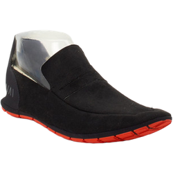 Wai Pantolette in schwarz in Größe: 42/43