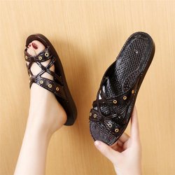 Mutter Hausschuhe tragen Sommer weiche Sohlen mittleren Alters flache Sohlen Anti-Rutsch Plus Größe Damenschuhe 39 schwarz