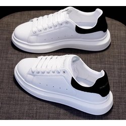 McQueen weiße Schuhe Herren- und Damenschuhe atmungsaktive Board-Schuhe erhöhend Freizeitschuhe Trend vielseitige Sportschuhe Frühling und Herbst Dad-Schuhe 40