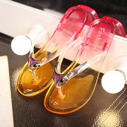 Kristallmode rutschfeste Flip-Flops Strandsandalen und Hausschuhe Studentinnen Ins koreanische Version der flachen Unterseite tragen Hausschuhe 40