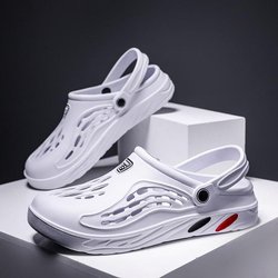 Sommer Männer Sandalen Licht EVA Herren Casual Schuhe Loch Schuhe Clogs Liebhaber Hause Garten Outdoor Männlichen Strand Flache Hausschuhe 49 weiß