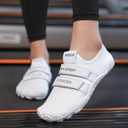 Atmungsaktive rutschfeste Barfuß-Trainingsschuhe für Herren und Damen für Kniebeugen, Kreuzheben und Indoor-Fitness 43
