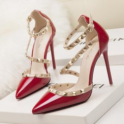 Damenschuhe Pumps Einfache Sexy Nachtclubs Mit DĂĽnnem 10cm Absatz Hoher Absatz Flacher Spitzer Kopf Nieten HohlwortgĂĽrtel 39