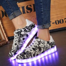 Größe 35–44 Schuhe mit Lichtern, USB-Aufladung, leuchtende Turnschuhe mit hellen Schuhen, leuchtende Turnschuhe für Männer und Frauen, Krasovki mit Hintergrundbeleuchtung, leuchtende Sohle 40