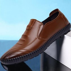 Lederschuhe Herren Casual Slipper Schwarz und Braun Weiches PU-Material Beanie Schuhe 42 braun