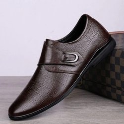 Frühling und Herbst Business Casual Lederschuhe Herren Leichte verschleißfeste Slip-On-Schuhe Formelle Hochzeitslederschuhe 39 braun