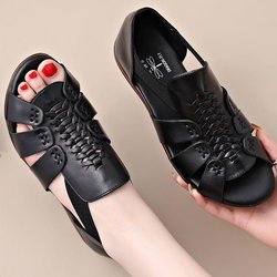 Damensandalen Sommer Neue Qualität Weiche Leder Mama Schuhe Bequeme Rutschfeste Flache Unterseite Mittleren Alters Sandalen Rindsleder Weiche Unterseite Ältere Schuhe 39 schwarz