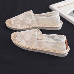 Ausgehöhlte Mesh-Stoff-Spitzenstickerei Flache Stoffschuhe Damen Leinen Einfache Casual Flacher Mund Fußpedal Frühling und Sommer 40 beige