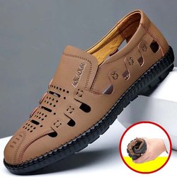 Lässige Ledersandalen für Herren, Sommer, hohle Lederschuhe, atmungsaktive Lochschuhe, flache Schuhe, Jugendsandalen, Slip-on-Strandsandalen, rutschfeste PU-Sandalen 44 khaki