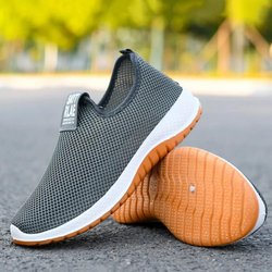 Männer Sommer Ausgehöhlte Mesh Schuhe Anti-slip Feste Unterseite Atmungsaktive Schuhe Casual Einfarbig männer Licht Weiche schuhe 44 grau