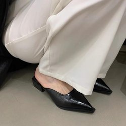 Sommer Neue Hausschuhe mit mittlerem Absatz Close Toe Outdoor Pantoletten Casual Pumps Street Style Damen Sandalen Slip on Halbschuhe Loafer Schuhe 39 schwarz