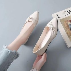 All-Match-Damenschuhe mit flacher Sohle Damenschuhe mit weicher Sohle Rutschfeste, leichte Einzelschuhe mit flacher Sohle Damenschuhe aus Kunstleder Arbeitskleidung 40 beige