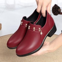 Schuhe Frühling und Herbst Weichsohlige Mittelalterliche Bequeme Lederschuhe Niedrige Bestellung Schuhe Mittel Absatz Damenschuhe 40