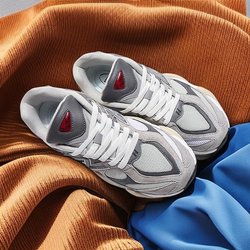 9060 atmungsaktive und gedämpfte Laufschuhe, neue Sommerausgabe 43