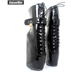 18CM Ultra High Heel Ballettstiefel Seltsame Keilsohle Sexy Fetisch Kreuzgebundene abschließbare Stiefeletten mit Schlössern 45