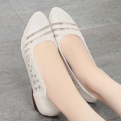 Damenschuhe aus weichem Leder, spitze Zehenpartie, Strass-Netz, flacher Mund, weiche Sohle, flache Ferse, Sandalen 40 beige