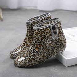 Sunny and Rainy Two-Wear Fashion Regenstiefel Damen Kurze Regenstiefel Erwachsene rutschfeste Wasserschuhe Frauen Küche Gummischuhe Plus Samt 37