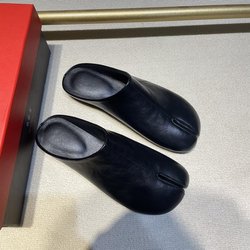 Neuartige Schuhe mit geteilter Spitze für Damen, Ninja-Tabi-Hausschuhe, Leder, runde Zehenpartie, bequeme Pantoletten für Damen, Clogs, Sandalen, Pettitoes, Flipflops 39 schwarz