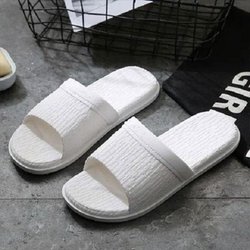 Herren- und Damen-Hausschuhe mit dicken Sohlen, einfache Paar-Flip-Flops, Sommer-Outdoor-Bekleidung, Zuhause und drinnen, superweiche, rutschfeste Badesandalen und Hausschuhe 42-43 weiß
