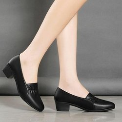 Damenmode Frühling und Sommer Grobe Folgeschuhe Arbeitsschuhe Bequeme und vielseitige kleine Lederschuhe mit weicher Sohle 40 schwarz