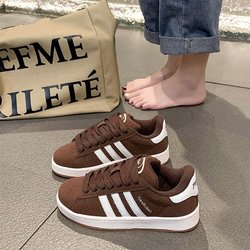 2025 neue Drachenfrucht Mädchen Puder Brotschuhe Studentenschuhe lässige Board Schuhe atmungsaktiv Trend Sportschuhe 39 dunkelbraune