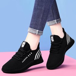 Alte Peking Tuch Schuhe Damen Wanderschuhe Weichen Boden Rutschfeste Mutter Sportschuhe Atmungsaktive Mode Casual Net Schuhe 38