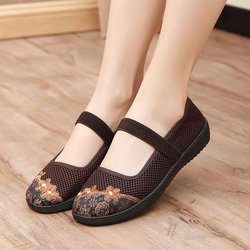 Damenschuhe, alte Peking-Stoffschuhe, atmungsaktive Mesh-Freizeitschuhe, Tanzschuhe mit weicher Unterseite, geeignet für mittleres und älteres Alter 40 kaffeebraun
