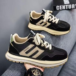 2025 Frühjahr neue Herrenschuhe Leder Outdoor Freizeitschuhe Sportschuhe ausländische Mode leichte trendige Papa Schuhe 43