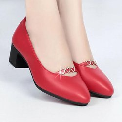 Schwarze Lederschuhe mit hohen Absätzen und herzförmiger Schnalle für Damen, Pumps mit spitzer Spitze, flache Slipper, Pendler-Arbeitsschuhe, einfarbig, lässig, bequem, weiches Leder 38 rot