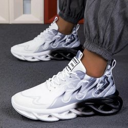 Herren Freizeitsportschuhe Atmungsaktiv Leichte Flammendruck Sportschuhe Sommer Outdoor Tennis Lauf Wanderschuhe für Herren 44 schwarz