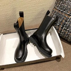 Luxuriöse Chelsea-Stiefel mit mittlerem Rohrschaft, Stiefeletten für Damen, klobige Frühlings- und Herbstschuhe, Plateau-Schlupfstiefel mit klobigem Absatz 40 schwarz
